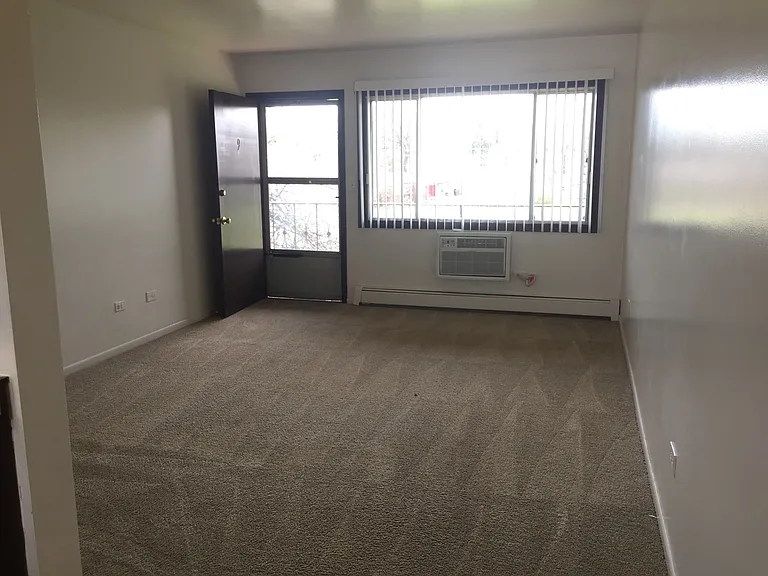 1740 North Ave #9 — Photo 8