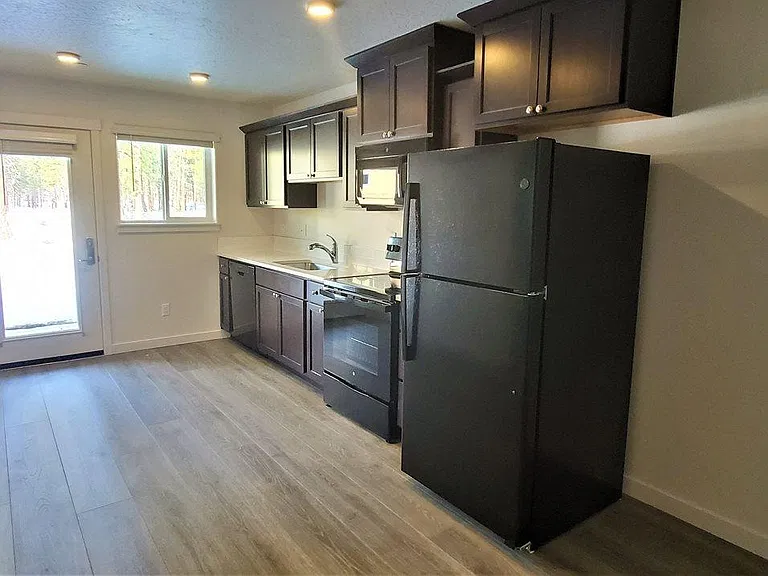 1-bedroom rental at 1100 W Williamson Ave, Sisters, OR