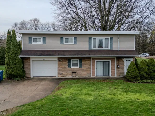 1970 Tisdale Dr, Akron, OH 44312