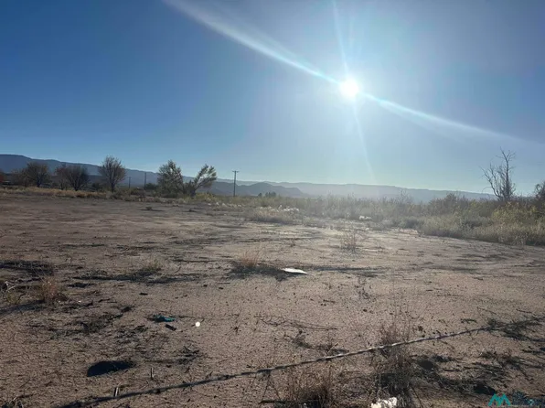 30 Saint Francis Dr, Tularosa, NM 88352