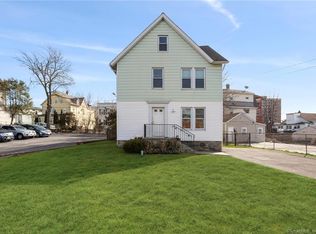 37 Greenwood Hill St, Stamford, CT 06902