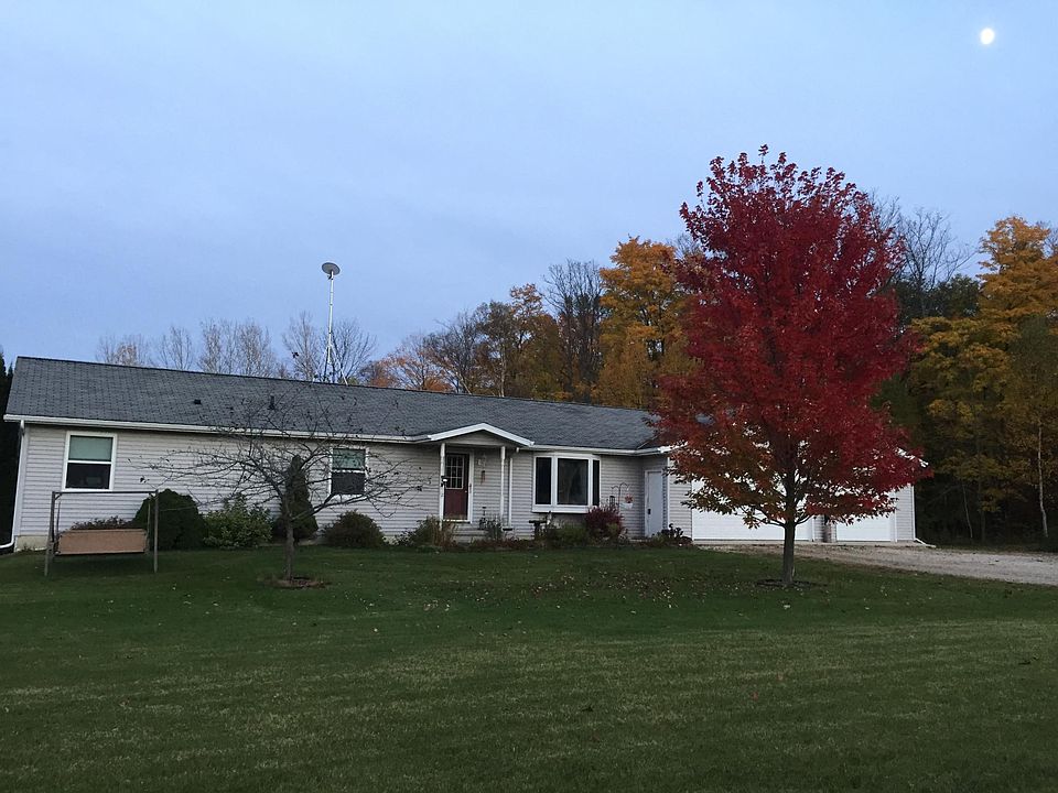 1st image of 7560 Apple Ln
