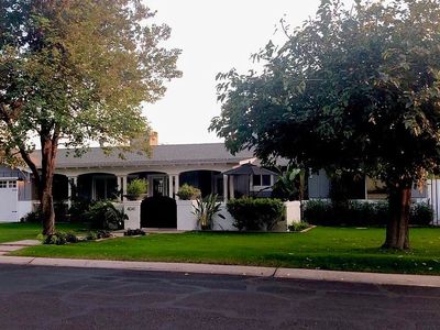 4041 E Highland Ave, Phoenix, AZ, 85018