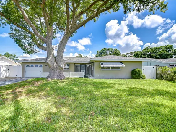 12033 82nd Ave, Seminole, FL 33772