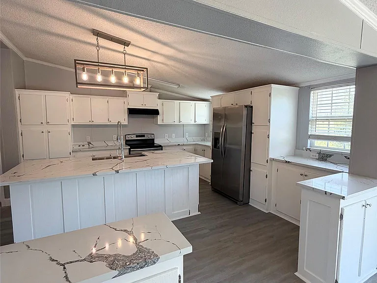 5698 County Road 2752 — Photo 12