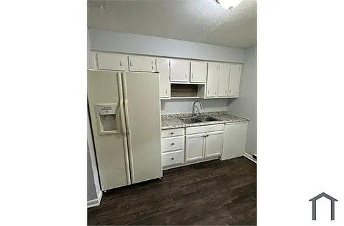 1625 W 26th St #1 Photo 1