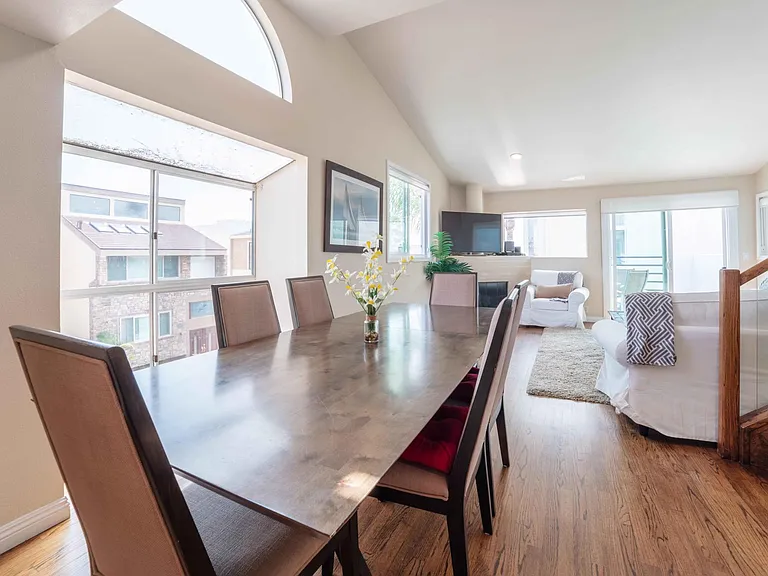 1107 Loma Dr #A — Photo 5