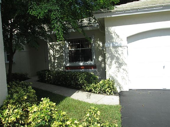 3rd image of 9908 NW 2nd St