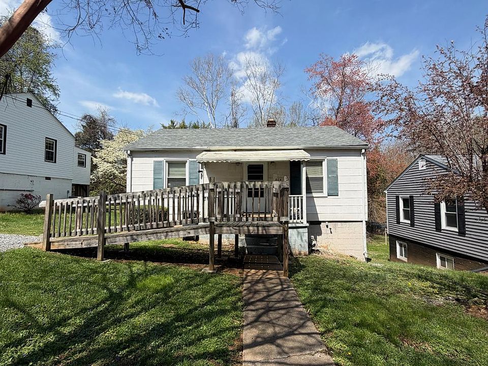 1st image of 612 Thomas Rd