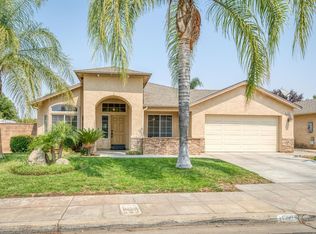 4582 W Sample Ave, Fresno, CA 93722