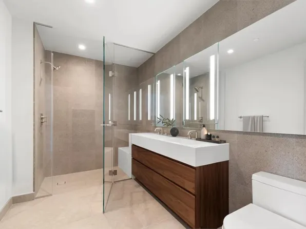 360 East 89th Street image 5 of 7