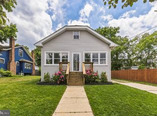 105 Woodland Ave, Barrington, NJ 08007