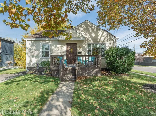 871 Camden St, Ferndale, MI 48220