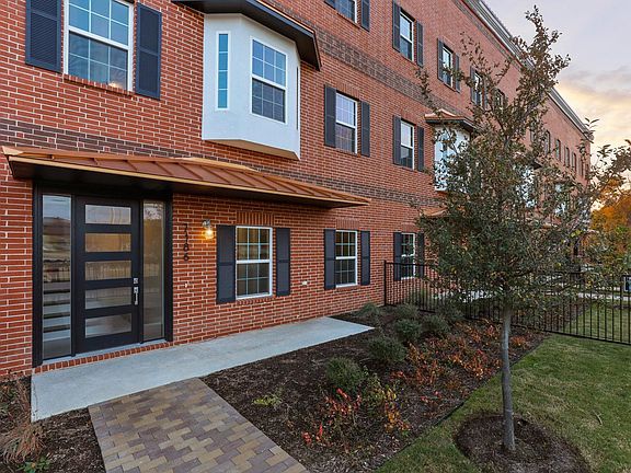 4th image of 7186 Birch Mews