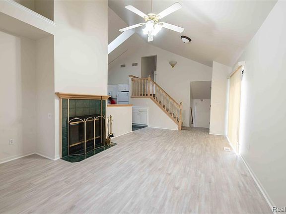 5th image of 2551 Country Village Ct