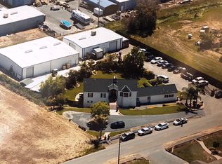 14717 Huntington Rd, Madera, CA 93636