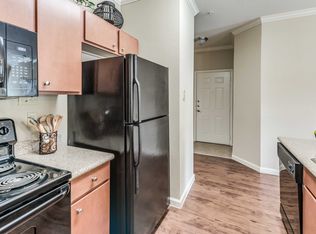 2200 W Baker Rd APT 1014, Baytown, TX 77521