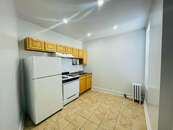 2nd image of 7123 4th Ave #D9