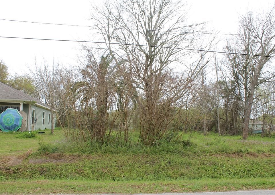 2nd image of 2028 7th St