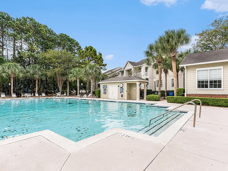 Seasonal pool