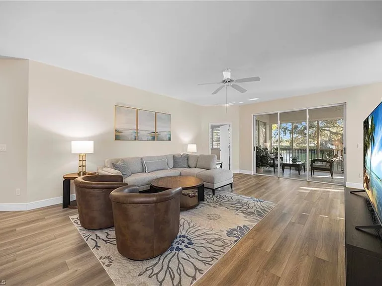 3401 Tralee Ct #202 — Photo 4
