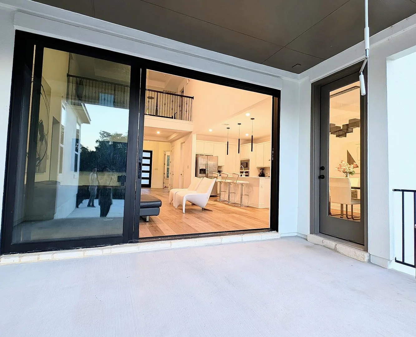 Luxurious 4BR House in the Travisso community. — Photo 4