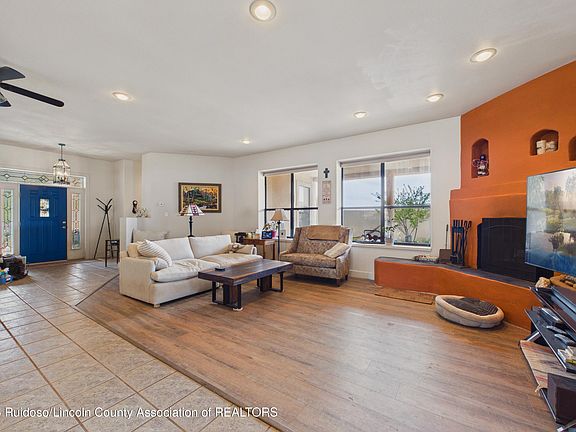 5th image of 117 Agua Fria Dr
