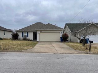 874 S Timber Ridge Dr, Nixa, MO 65714