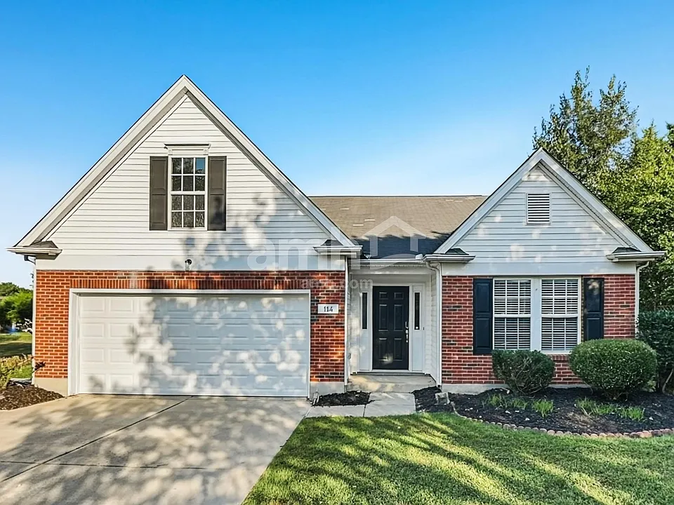 114 Elgin Ln