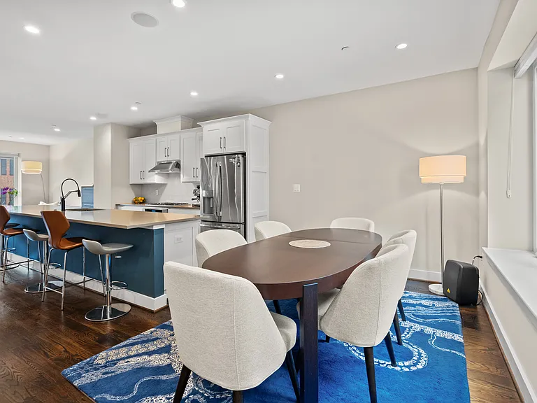 607 Slade Ct — Photo 19