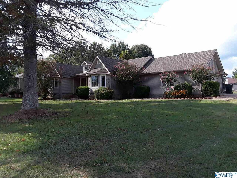 1st image of 104 Brookview Dr