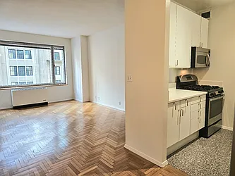 Rented by City Connections Realty