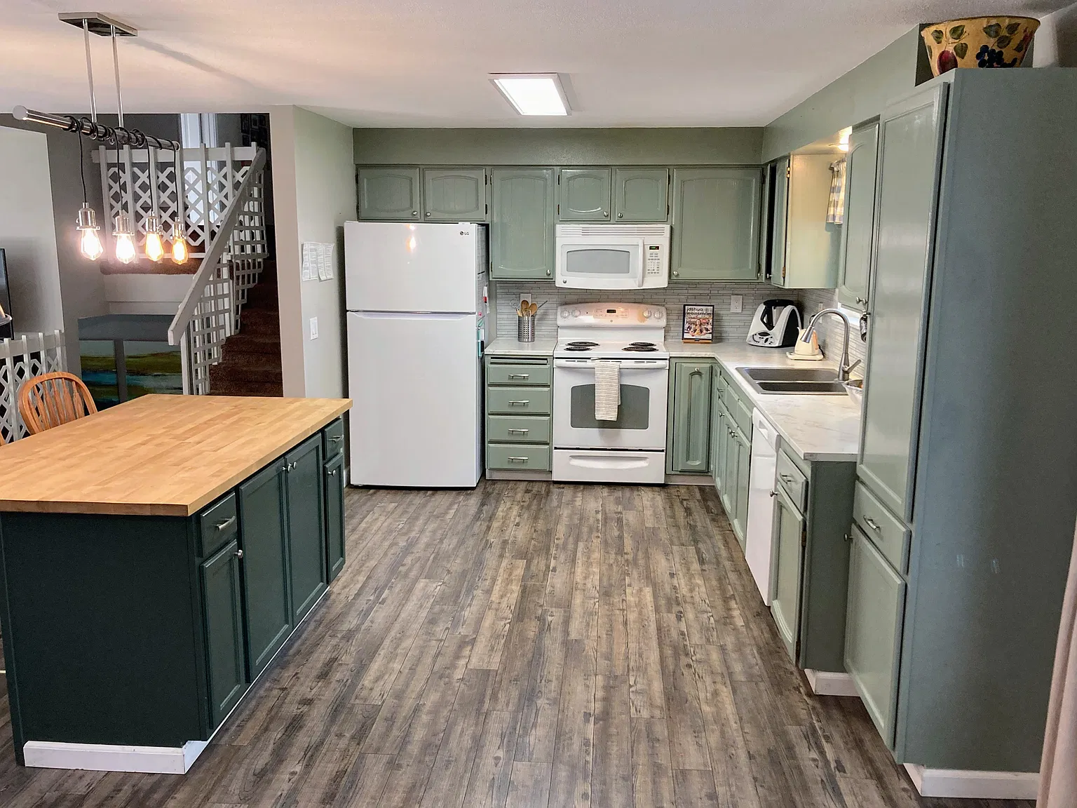5 bed, 2844 sqft, $2,700 — Photo 4
