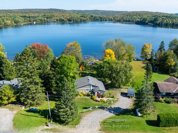 1111 Maplehurst Dr, Lake Of Bays, ON P1H 2J6