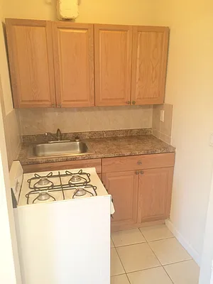 Rented by Sohayegh Enterprises Corp. | media 28