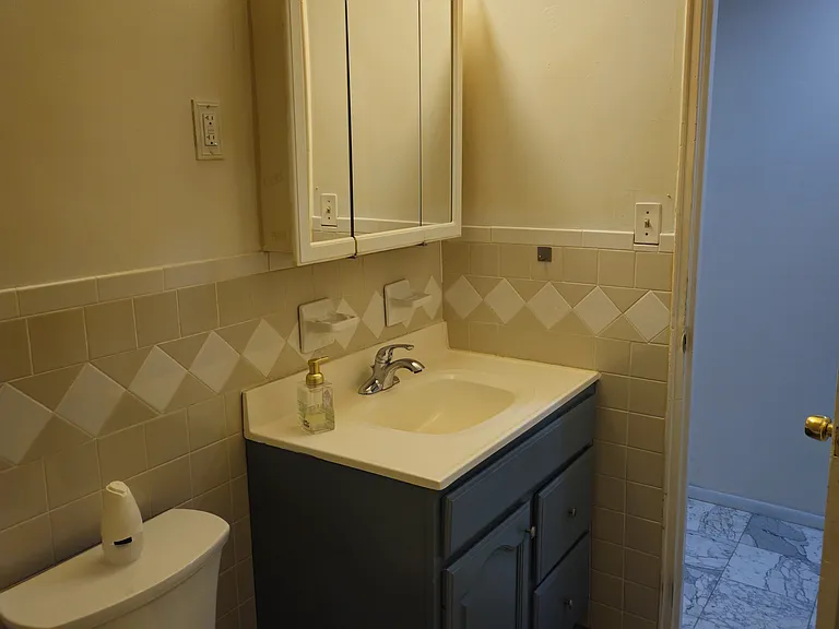 366 Hoover Ave #119 — Photo 11