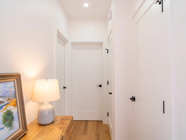 3038 Beech St — Photo 12