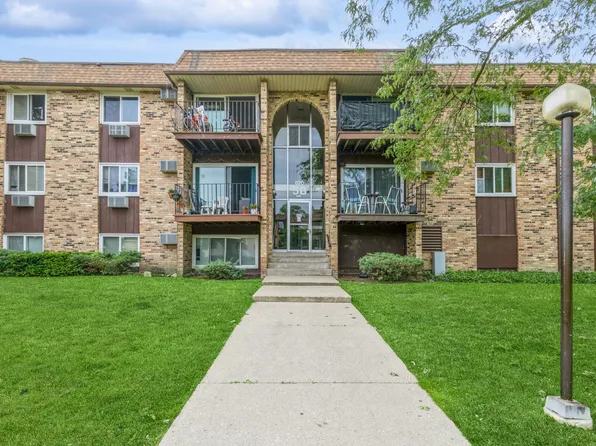 670 Hill Dr APT 209, Hoffman Estates, IL 60169