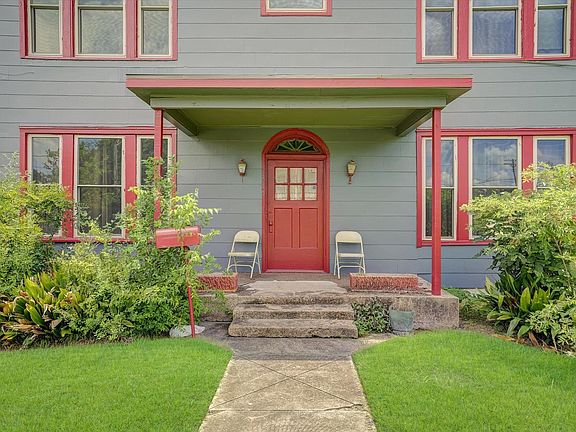 3rd image of 2075 Franklin St