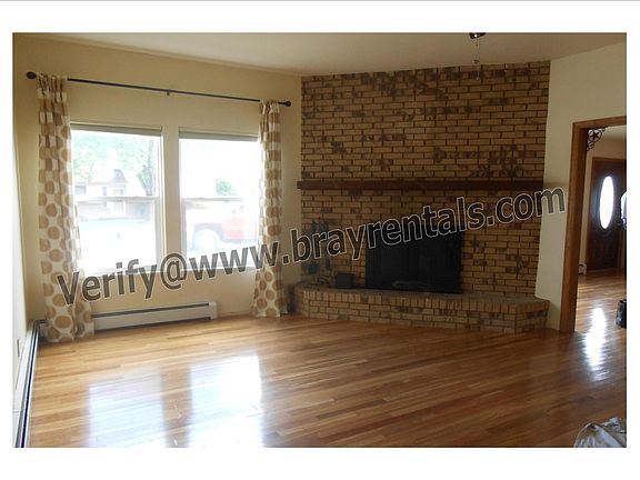 4th image of 609 Hudson Bay Dr