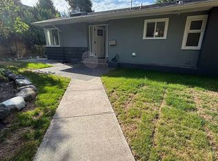 2166 W 54th Ave, Vancouver, BC V6P1P8