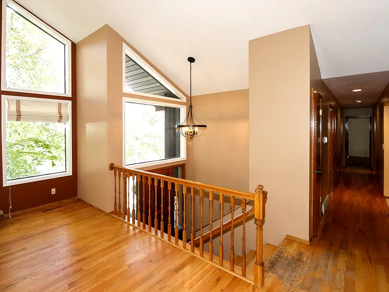 10729 S Maple Hill Cir — Photo 16