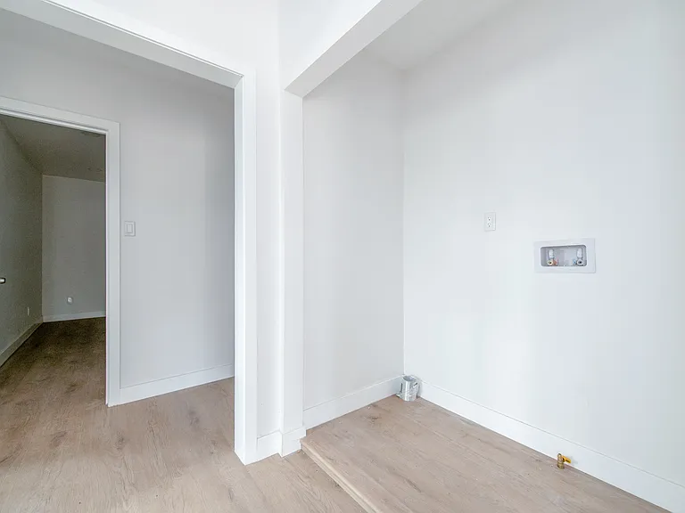 7539 Palmetto Ave #2 — Photo 15