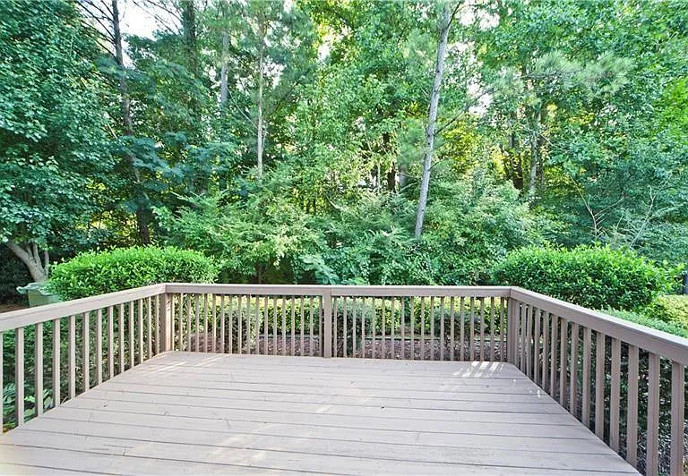 1170 Rhyne Chase SE — Photo 30