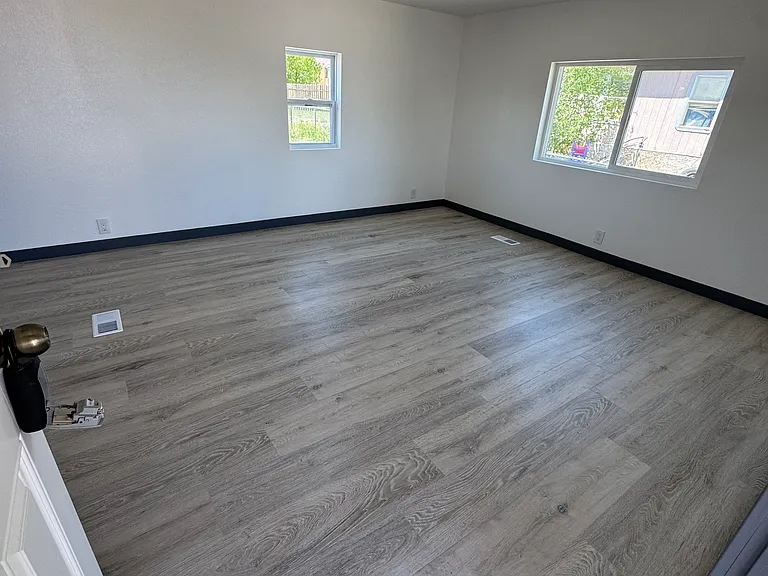 268 E Rolling Hills Dr — Photo 4