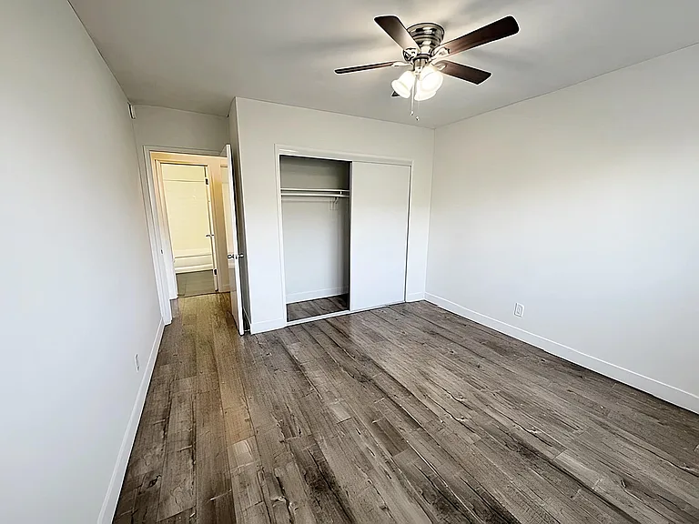 5030 Maplewood Ave #104 — Photo 9