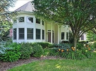 7 Martingale Gate, Northport, NY 11768