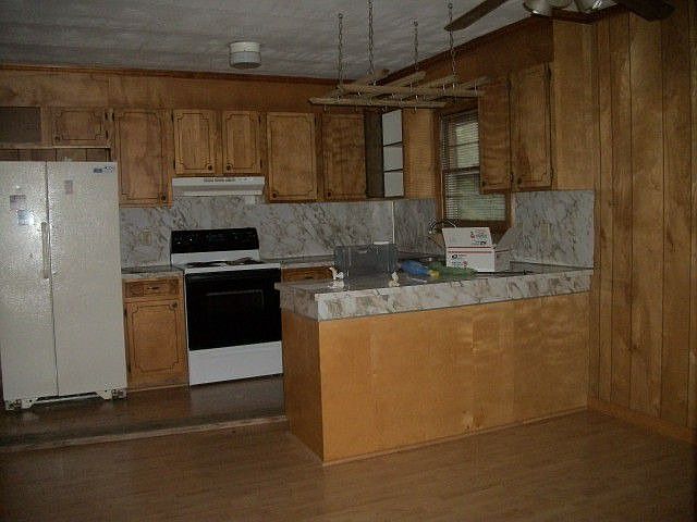 1st image of 2577 Kimball Way