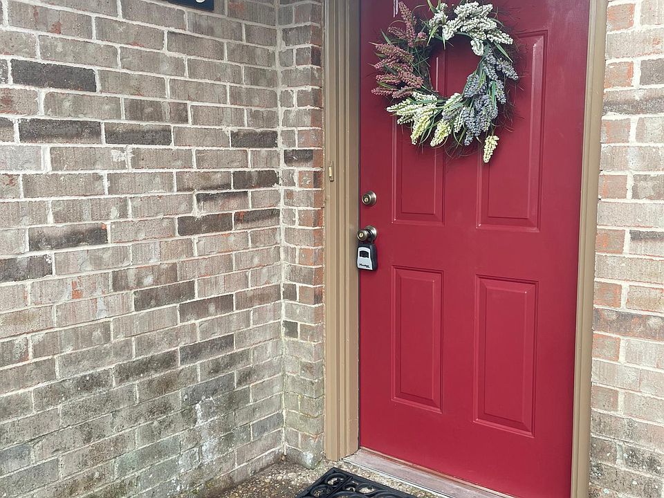 1st image of 10843 Chickasha Dr #2