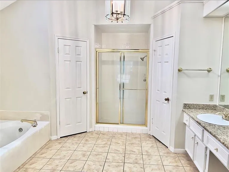 22527 Wildwood Grove Dr — Photo 19
